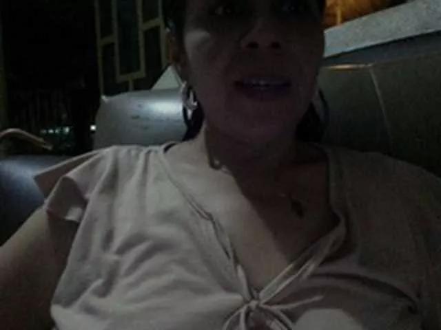 SaraBrandon on BongaCams 