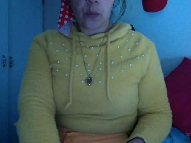 SaraBrandon on BongaCams 