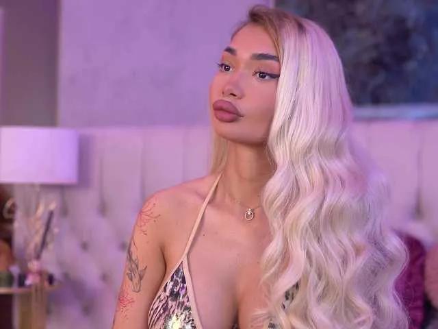 SashaFerrera on BongaCams