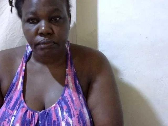 Offline sexy-ebony254 on BongaCams