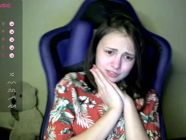 Freechat SilverSaya on BongaCams