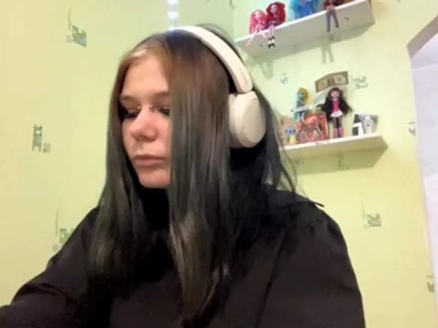 Freechat SIMONA-CHARON on BongaCams