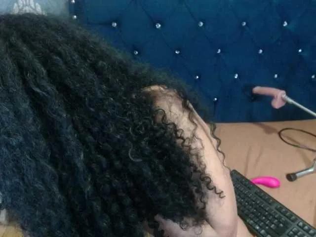 Freechat sofiacowperx on BongaCams