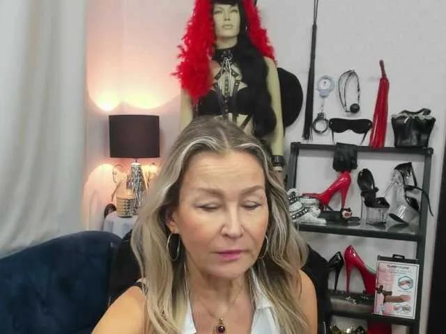 Offline soft-crystal on BongaCams