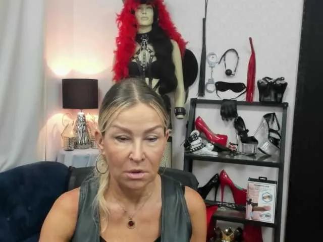 Offline soft-crystal on BongaCams