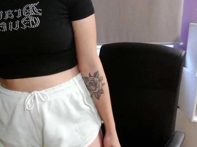 Offline soft-zoey on BongaCams