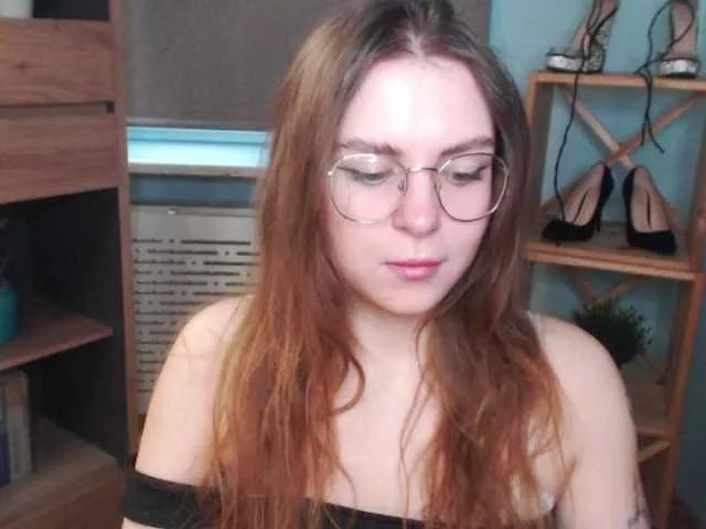 Offline soft-zoey on BongaCams
