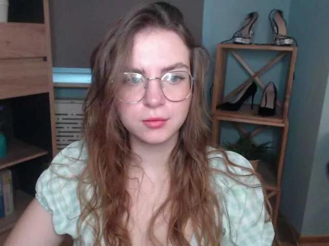 Offline soft-zoey on BongaCams