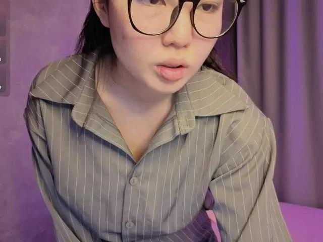 Offline spooky-tyan on BongaCams