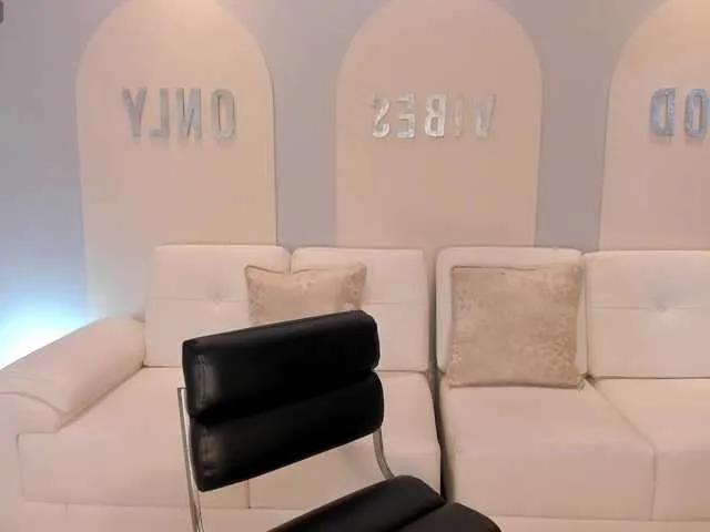 SunnyRiversX on BongaCams 