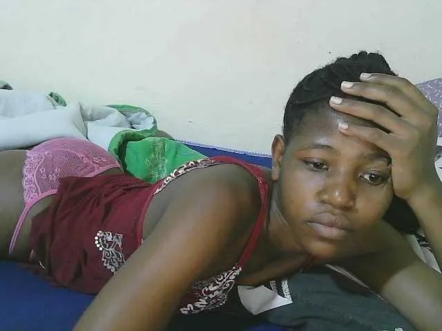 Freechat sweet-tatiana on BongaCams