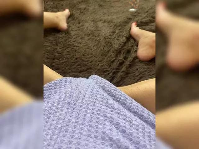 Offline Sweetcheery on BongaCams