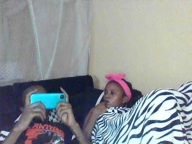 Offline sweetdickpussy2 on BongaCams