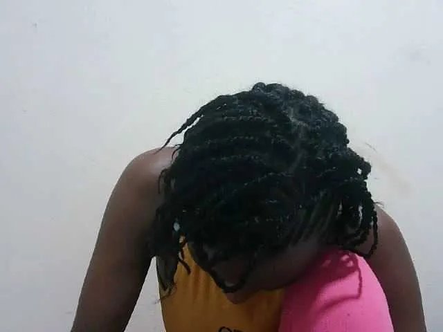 Freechat Tatswee on BongaCams