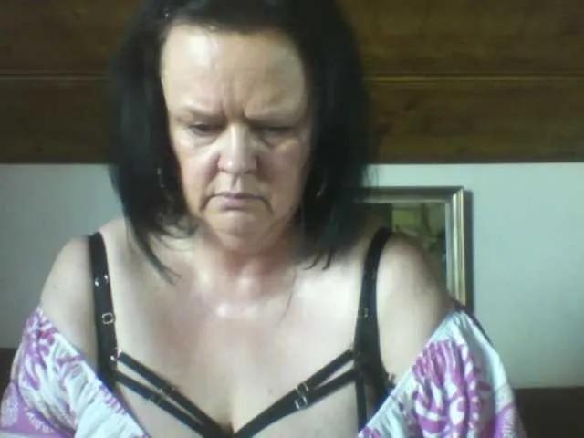 Offline TiffanyAmore on BongaCams