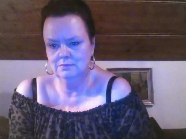 Offline TiffanyAmore on BongaCams