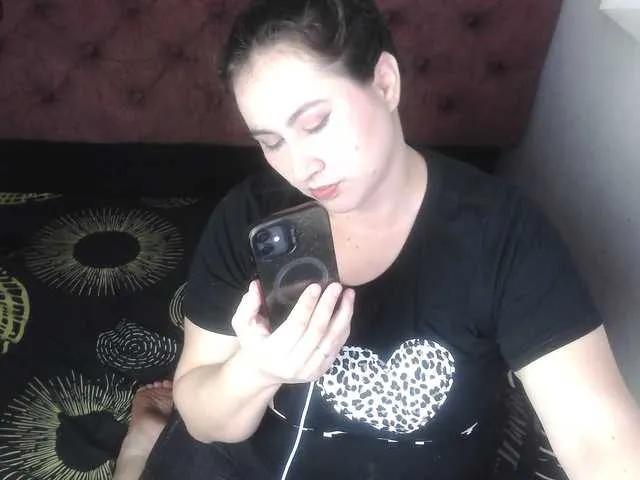 Offline victoria121 on BongaCams