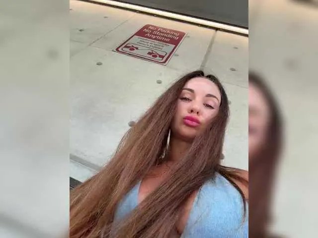 Freechat Vishenka7777 on BongaCams