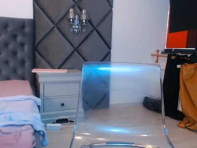 Offline WendyChantal on BongaCams