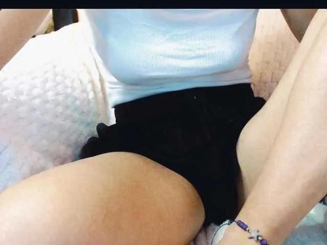 Offline yzza-suave on BongaCams