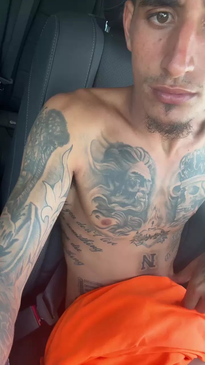 Offline Cuban477 on Cam4