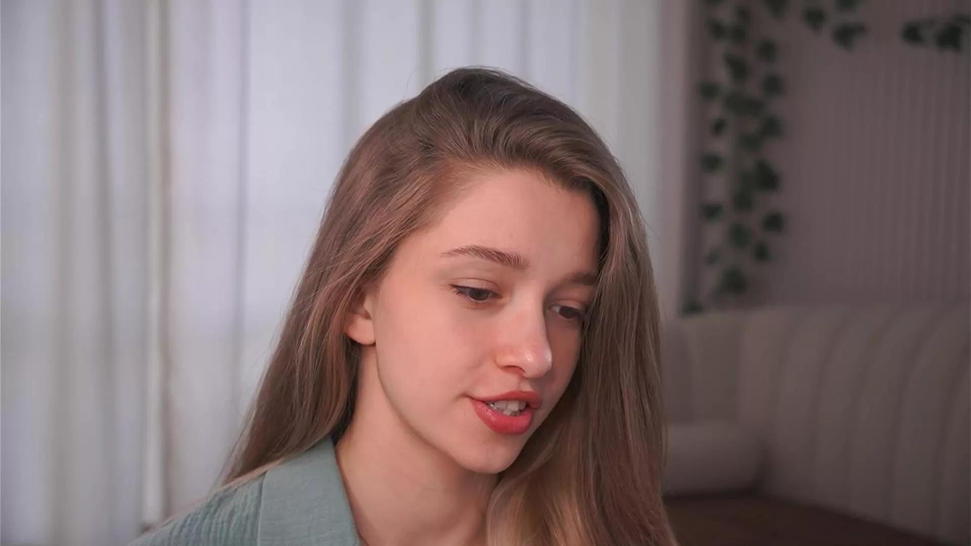ErleneHarding on Cam4 