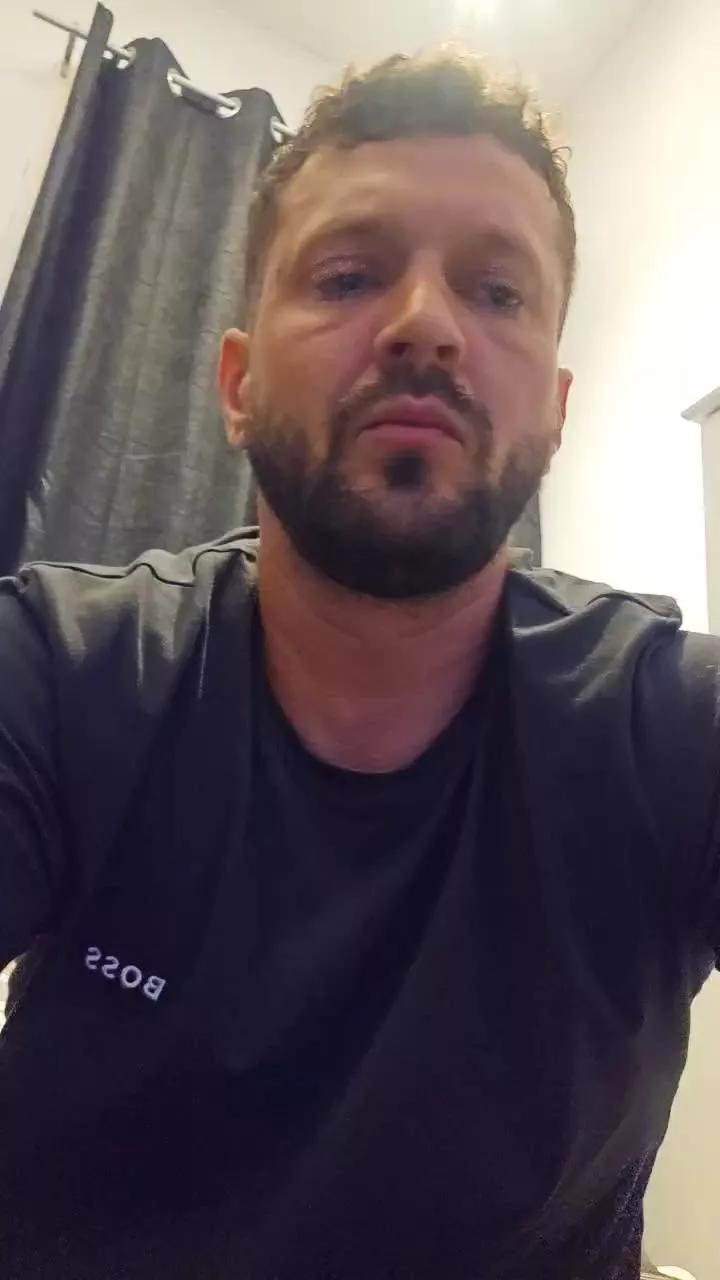 hornyuk871 on Cam4 