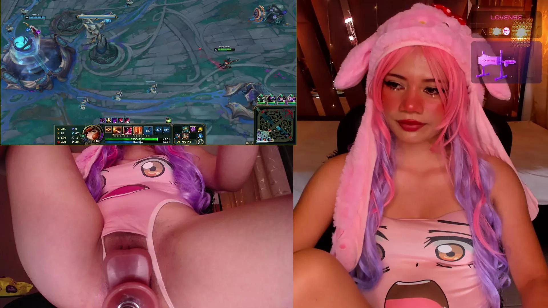LilaPop_ on Cam4 