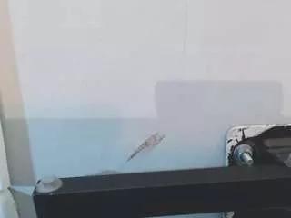 xiimena22love on CamSoda 