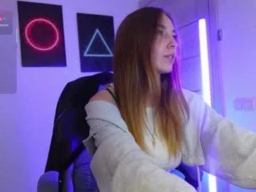 Freechat agelina_summer on Chaturbate