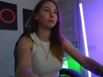 Freechat agelina_summer on Chaturbate