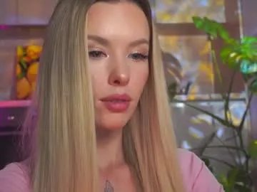 Private agent_blonde on Chaturbate