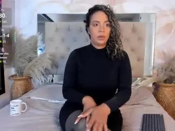 Freechat ainaah_ on Chaturbate