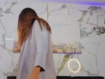 Freechat alanna_jones23_aws on Chaturbate