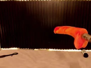 Freechat aleja__slav3 on Chaturbate