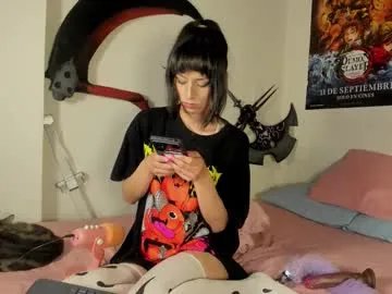 Freechat alien_universe on Chaturbate