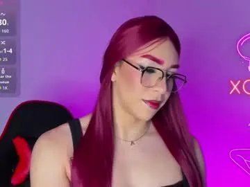 Freechat alonehazel on Chaturbate