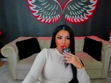 Freechat anemariejolie on Chaturbate