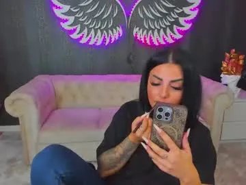 Freechat anemariejolie on Chaturbate