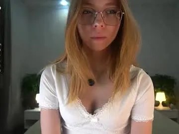 Freechat annettaregino on Chaturbate