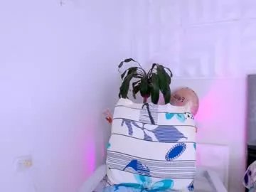 Freechat antonella_mcry on Chaturbate