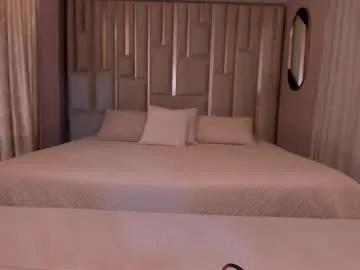 arianamonroe on Chaturbate 