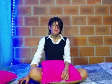 Freechat bellamy_094 on Chaturbate