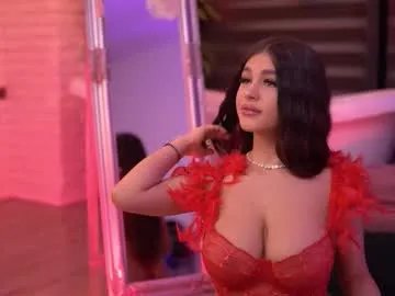 Freechat bellanoirre on Chaturbate