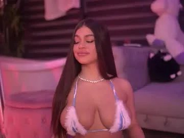 Freechat bellanoirre on Chaturbate