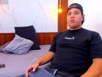 Freechat bennett_alejoo on Chaturbate