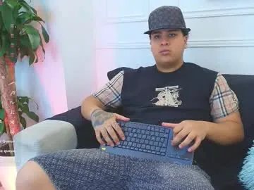 Freechat bennett_alejoo on Chaturbate