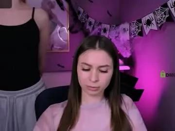 Freechat berry_alma on Chaturbate