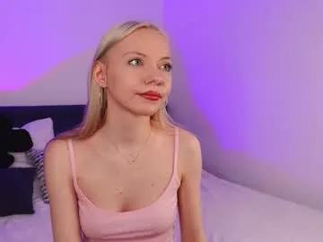 Freechat blondagent on Chaturbate
