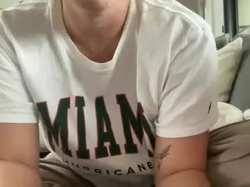 Freechat blondieslutt on Chaturbate